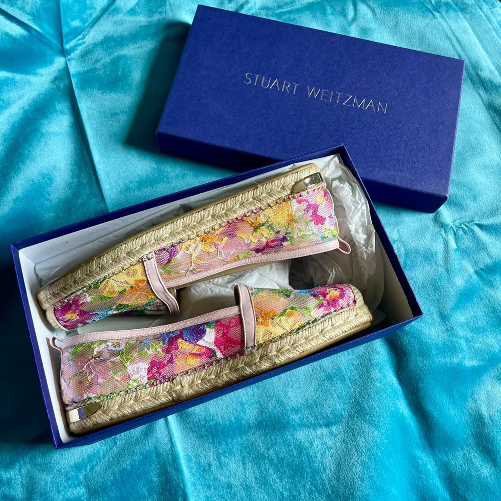 Brand New! Stuart Weitzman Flower Print Limited Edition Rare  Unique Espadrilles - Picture 3 of 3